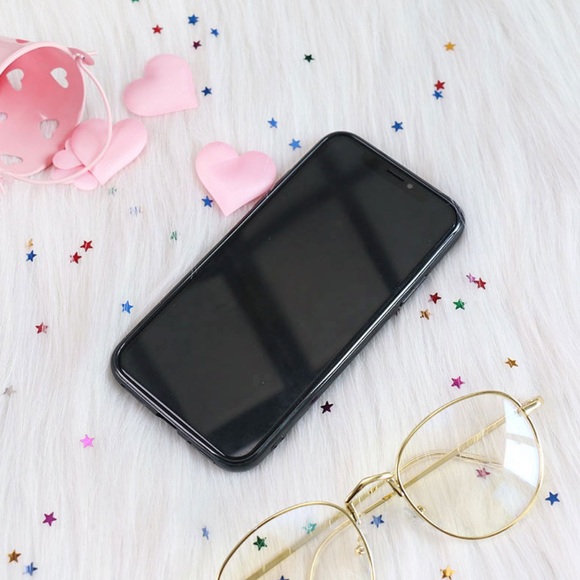 iPhone 7/8/Plus/X/XS Case - Picture 3 of 7